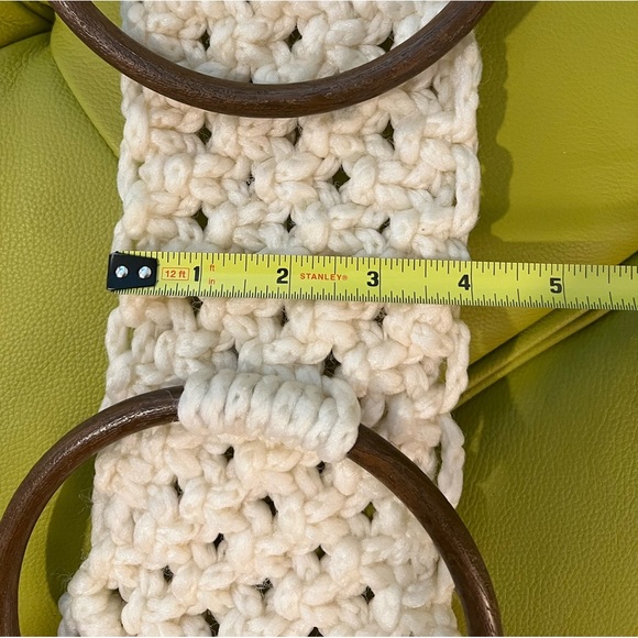 Vintage Macrame Wooden Towel Holder 1970s Bohemian Boho Chic 70s Retro MCM - Picture 10 of 11